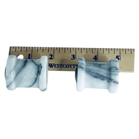 VTG Marble SALT & PEPPER SHAKERS Mini 1.75" Gray White Marbled Alabaster Stone - Picture 4 of 5